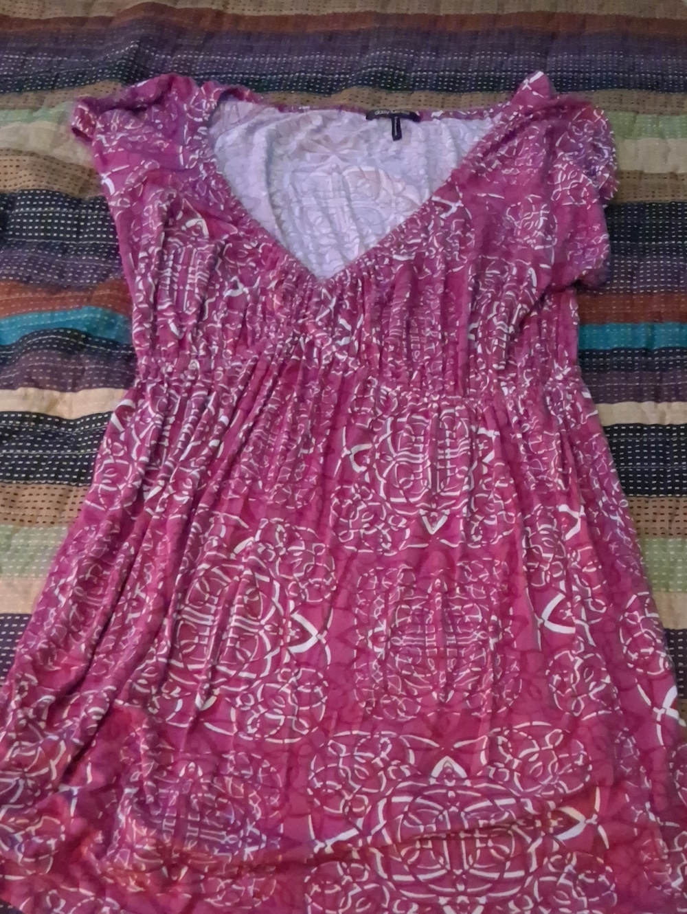 Daisy Fuentes Pink Patterned V-Neck Dress⁸